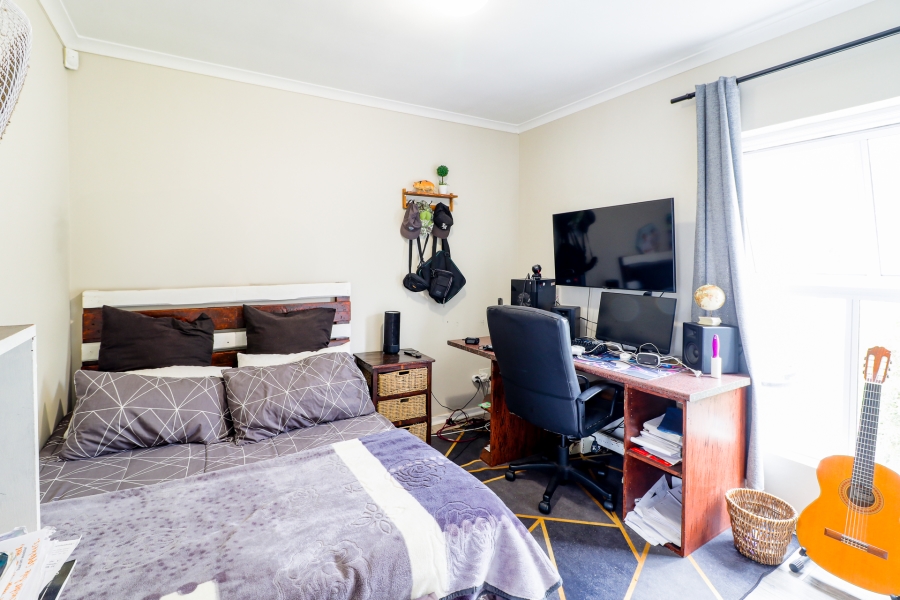 3 Bedroom Property for Sale in Paradyskloof Western Cape